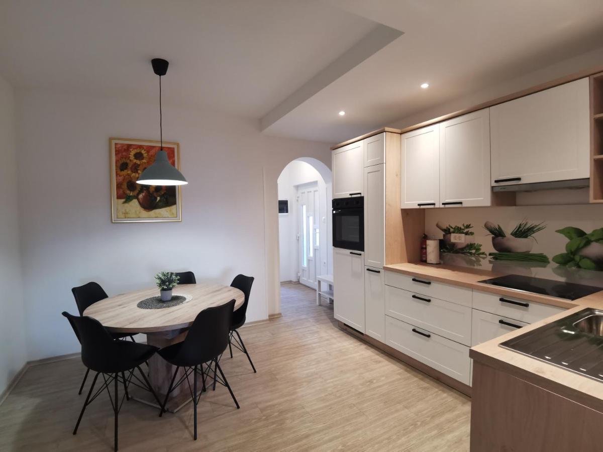 Apartmaji Vila Antonia Portorož Exteriér fotografie